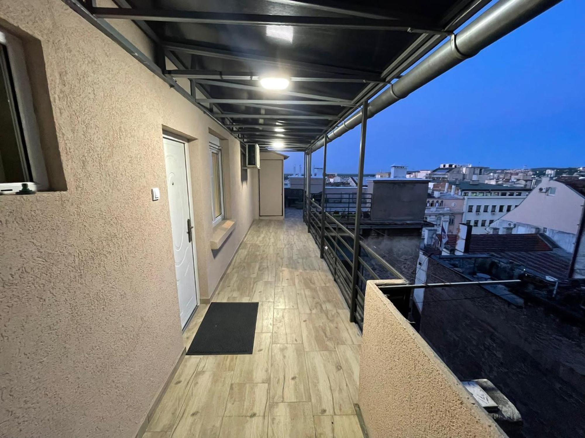 דירות בלגרד New Sky Terrace מראה חיצוני תמונה